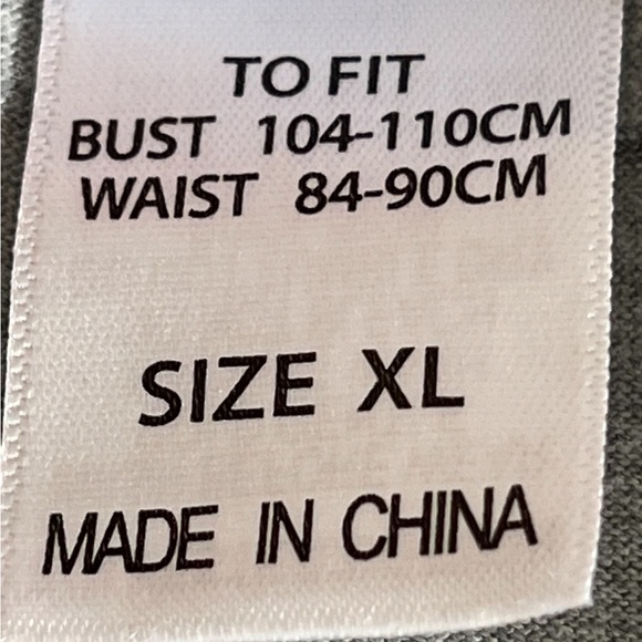 Disney Daisy Duck Womens Short Sleeve Tshirt Size XL Grey Plus Size - Picture 13 of 15